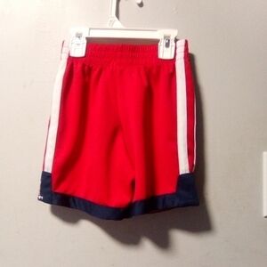 ST Louis Cardinals boys stretch shorts size small (4/5).